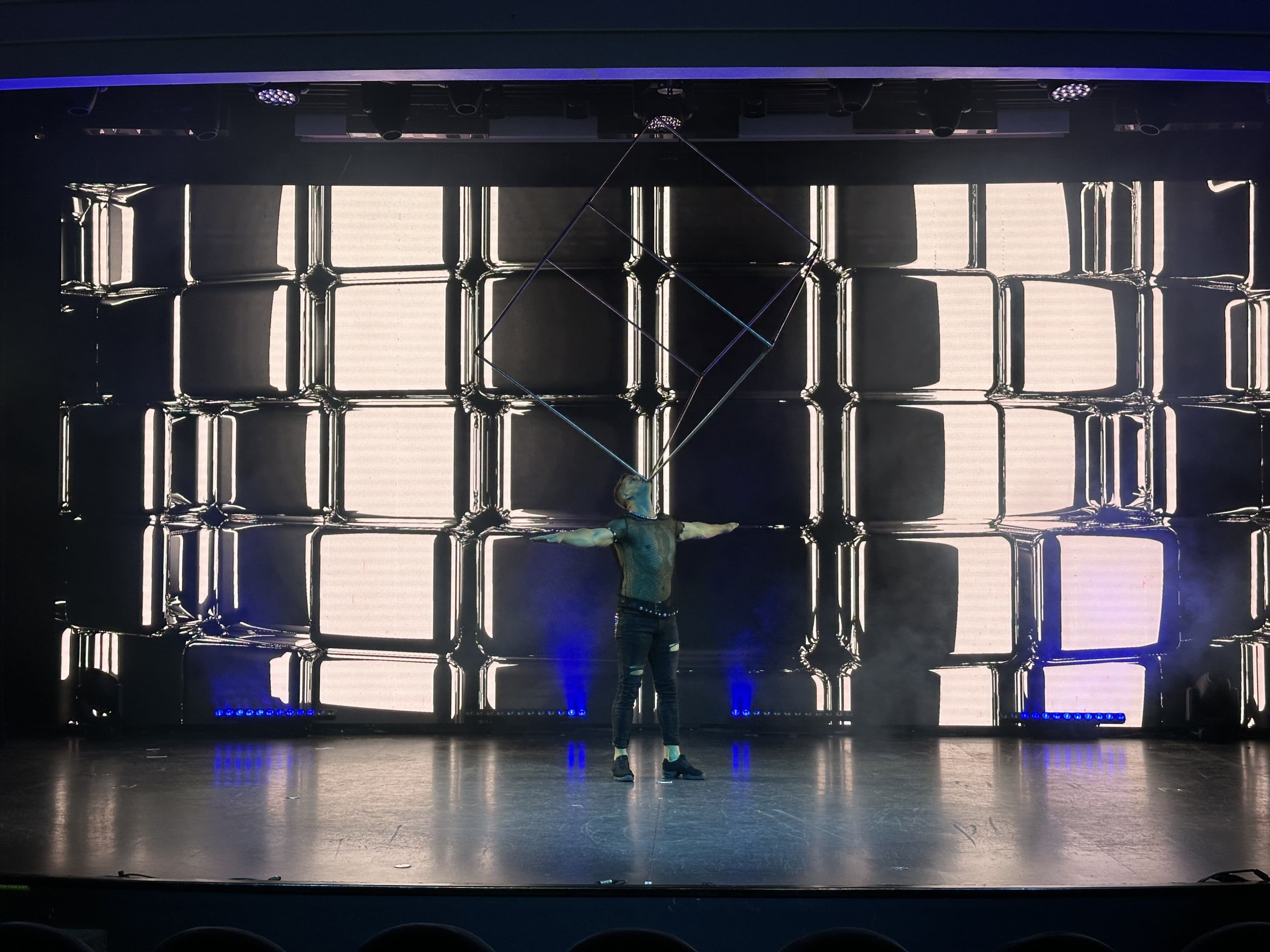 Cube